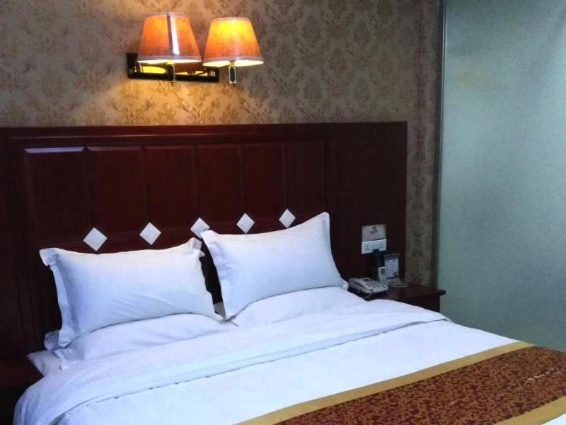 Shell Taiyuan South Station New South-East Bus Station Hotel Bagian luar foto